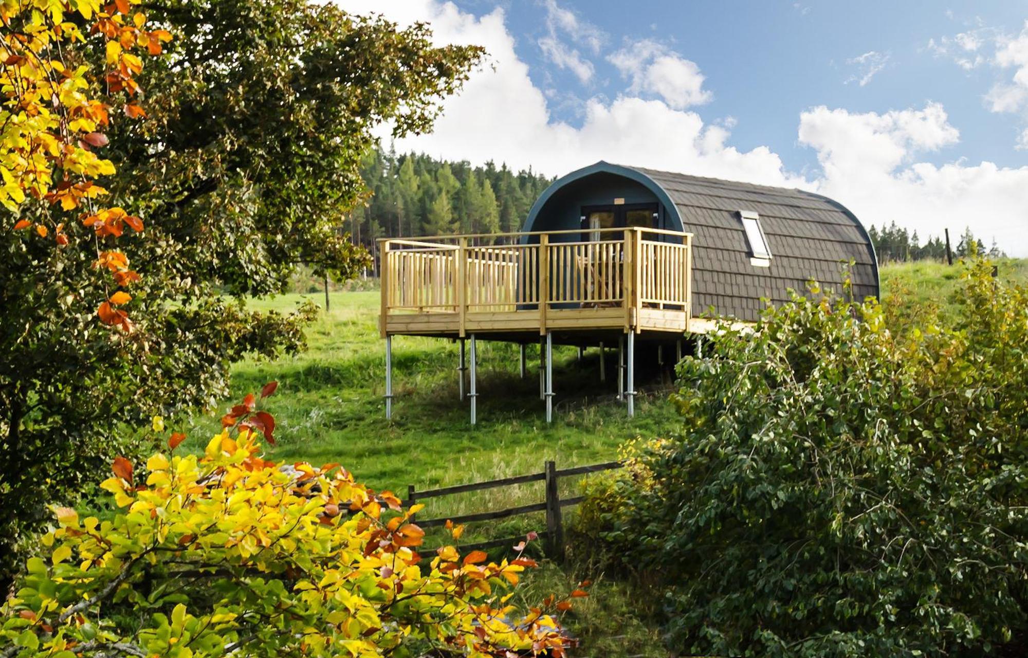 Spectacular Mountain View Ecopod Villa Newtonmore Eksteriør bilde